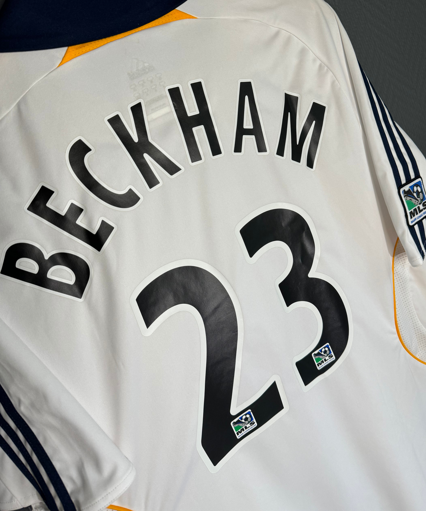 LA Galaxy 2007 Beckham Home Kit (L) *BNWT*