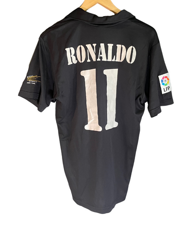 Real Madrid 2002/03 Ronaldo Away Kit (S)