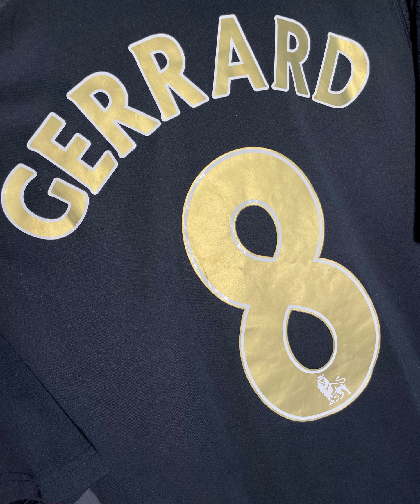 Liverpool FC 2009/10 Gerrard Away Kit (M)