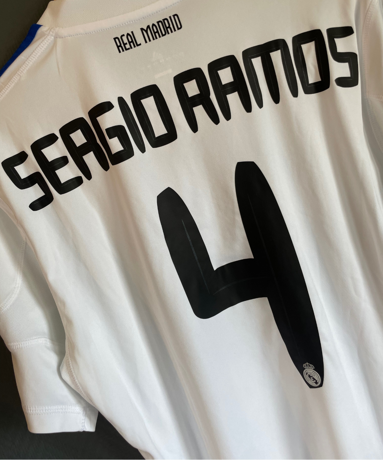 Real Madrid 2010/11 Sergio Ramos Home kit (M)