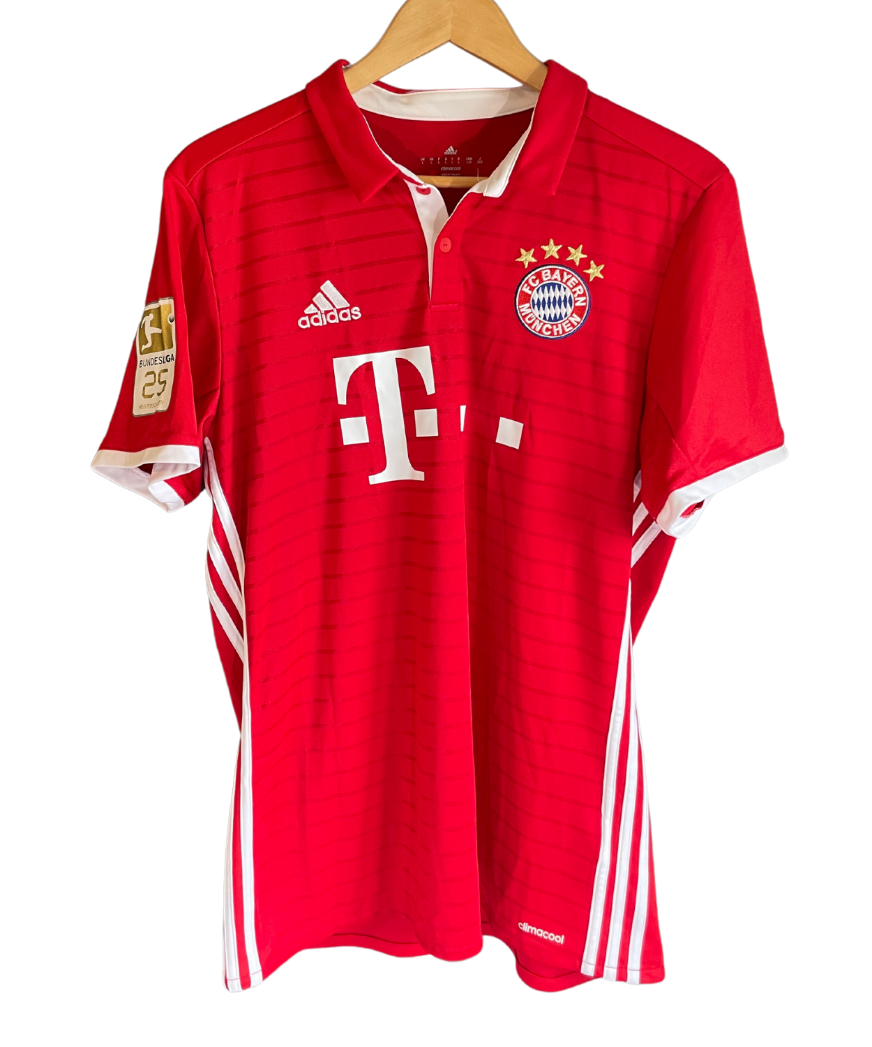 Bayern München 2016/17 Müller Home Kit (L)